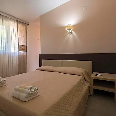 Nacore فندق مبيت وإفطار